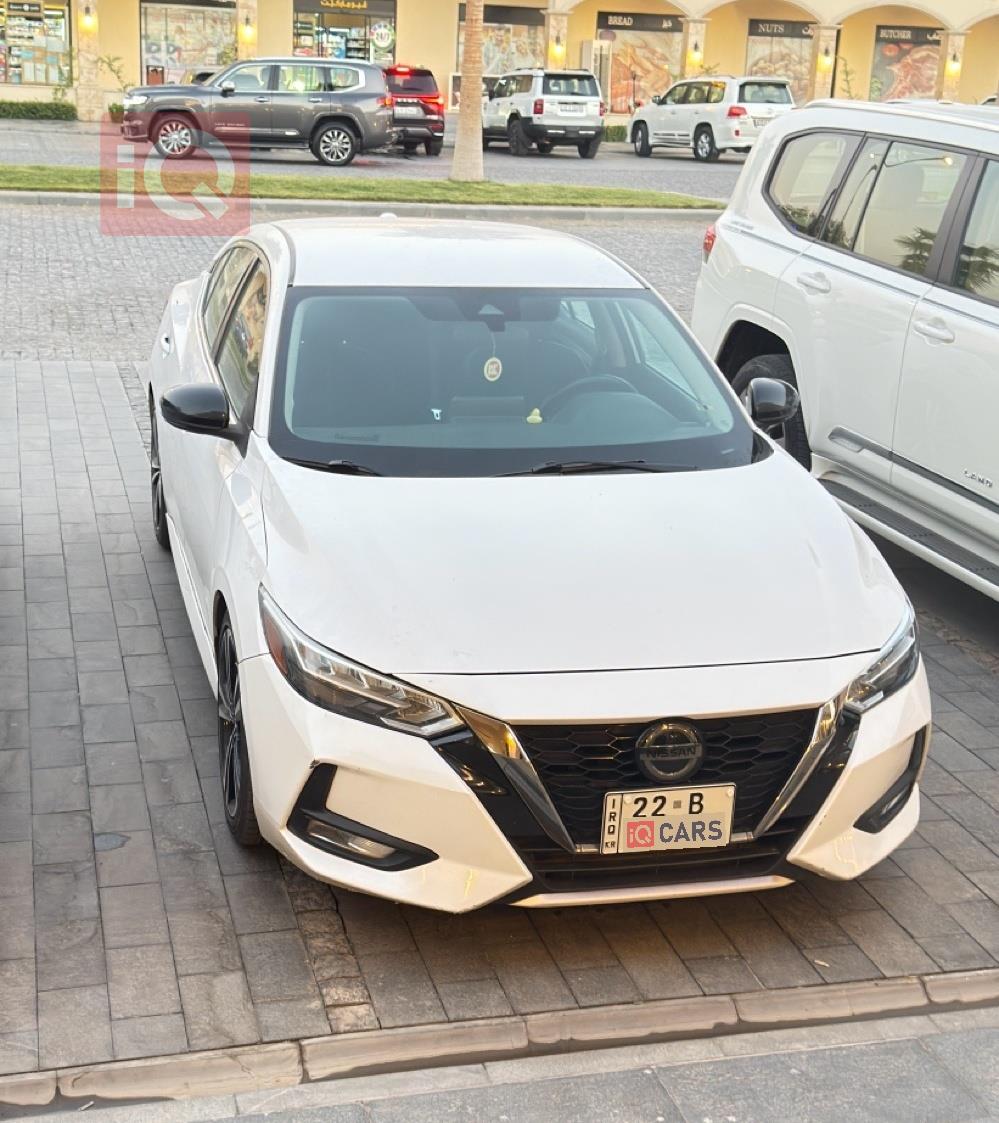 نیسان سێنترا